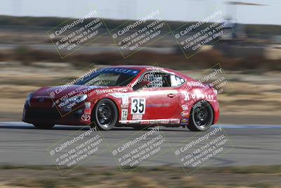 media/Nov-17-2024-CalClub SCCA (Sun) [[5252d9c58e]]/Around the Pits/